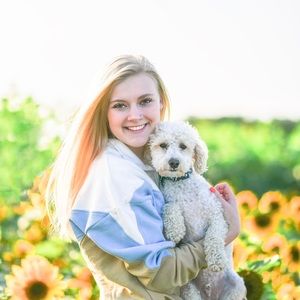 Meet your Posher, Lexi